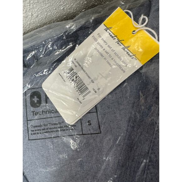 NWT Blue Denim Casma 3 Pocket Classic Fit V-Neck Scrub Top S - Picture 4 of 7